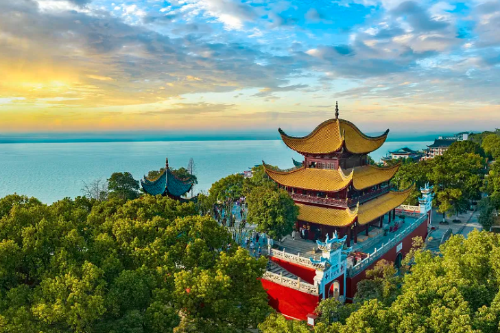 岳阳楼洞庭湖